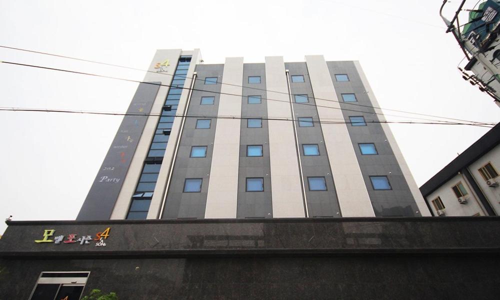 Iksan 4 Seasons Hotel מראה חיצוני תמונה